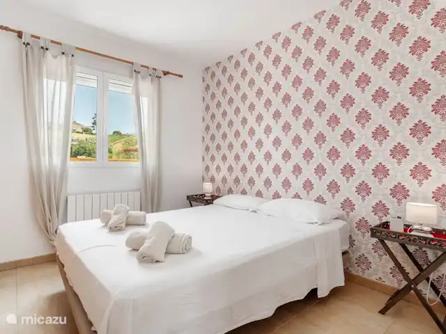Slaapkamer 1 met dubbel bed